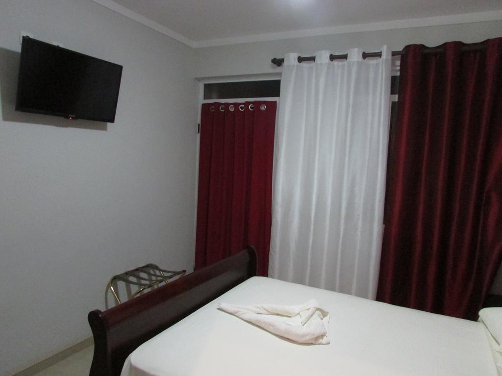 Residencial Girassol, Lda Bed and Breakfast Sao Filipe Εξωτερικό φωτογραφία